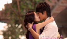 亲吻上床视频,揭秘亲吻上床视频背后的故事